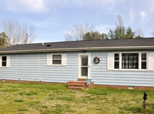 690 Bagby St, West Point, VA 23181