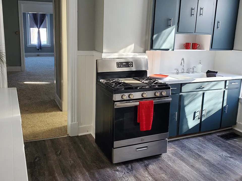 45 Pulver Ave #45