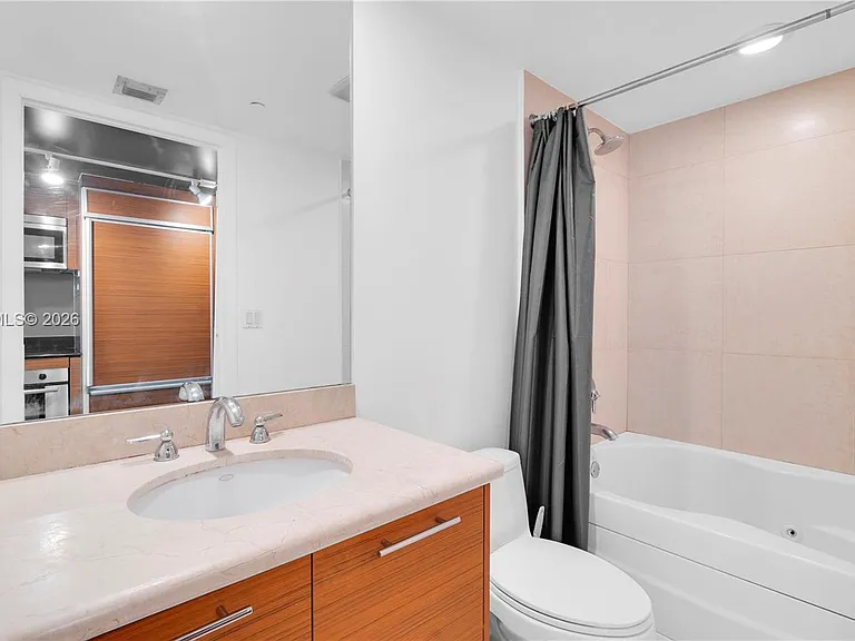 50 Biscayne Blvd #4203 — Photo 4