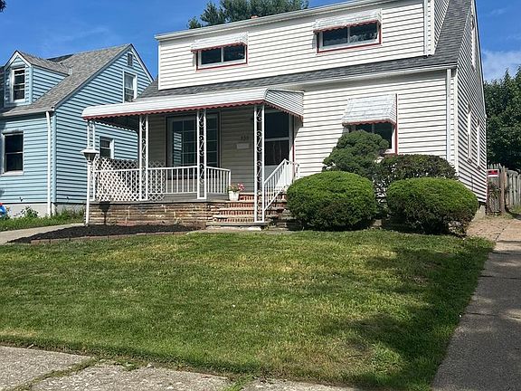 2nd image of 955 E 223rd St