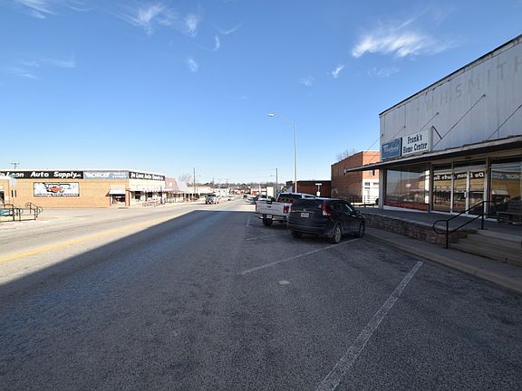 5th image of 157 N Texas St