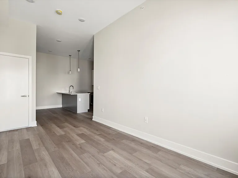 2105-1 Germantown Ave #13 — Photo 19