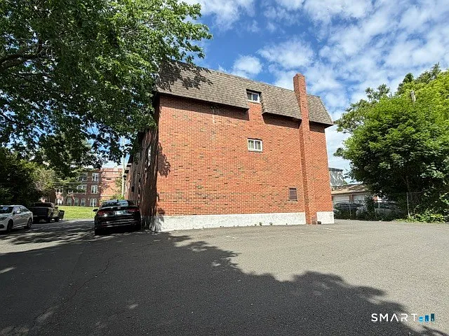 385 High St #4 — Photo 5