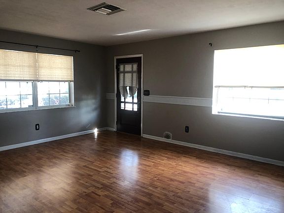 2nd image of 2344 California St