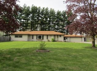 1302 W Winona Ave, Warsaw, IN 46580