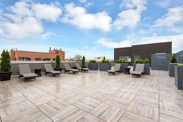 Rented by Luxury Apartments LIC | media 7