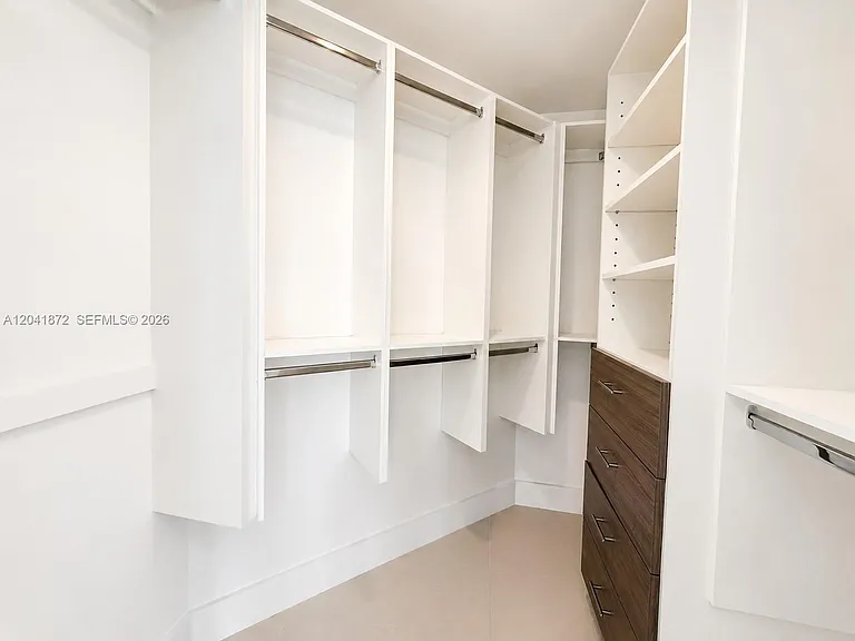 1010 SW 2nd Ave #1504 — Photo 5