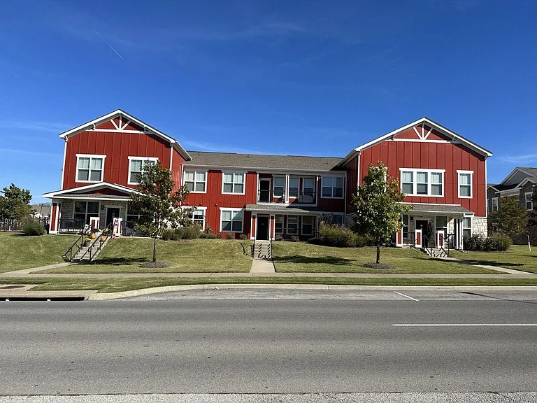 Watermark at Steele Crossing — Photo 43