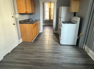 129 3rd St #4, Passaic, NJ 07055