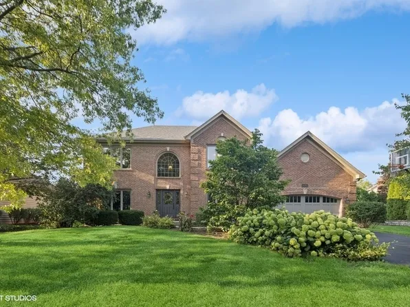 1343 Dunrobin Rd, Naperville, IL 60540