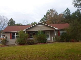 240 Lakewood Dr, Rainbow City, AL 35906