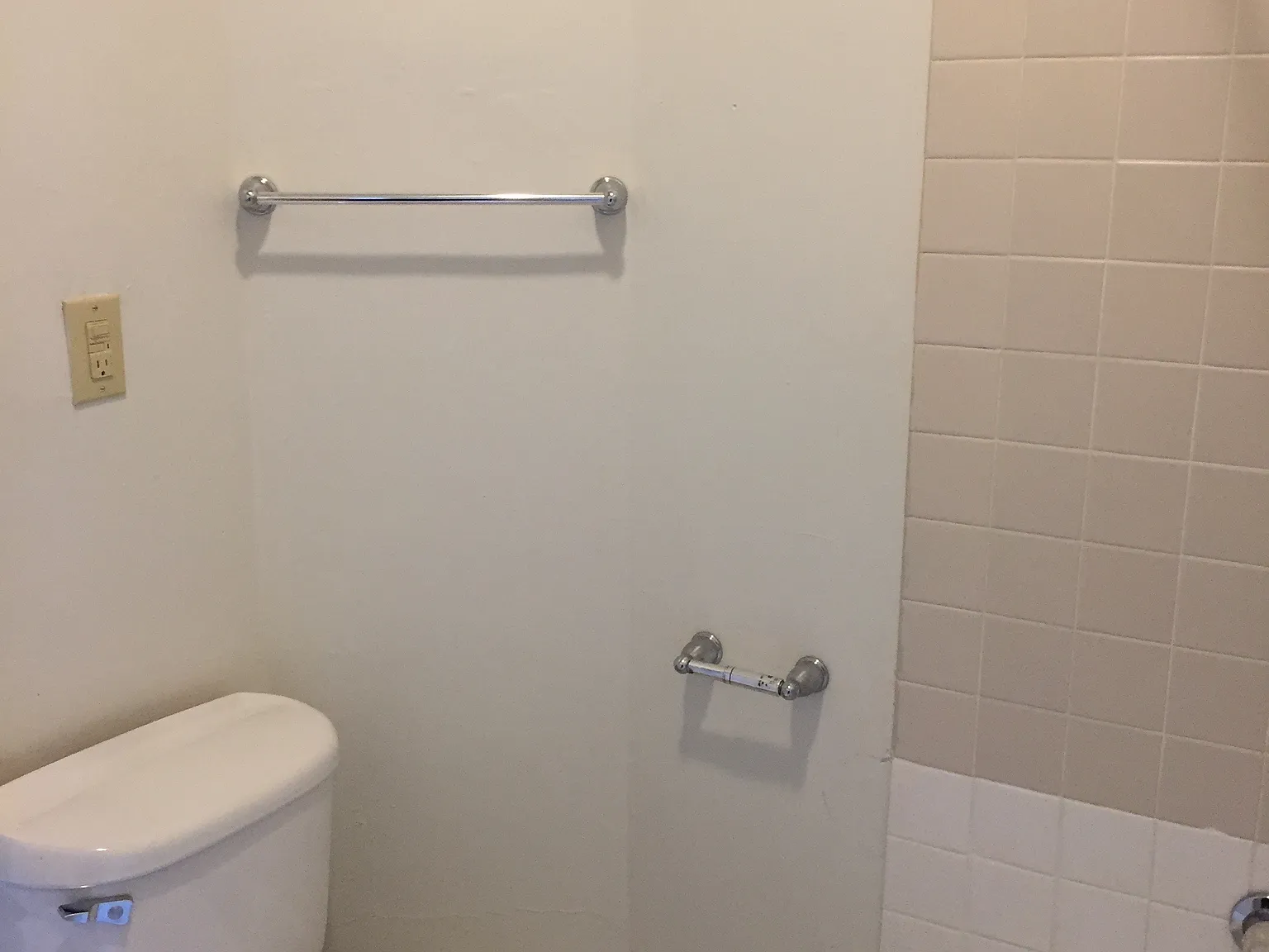 1 bed, 350 sqft, $750 — Photo 4