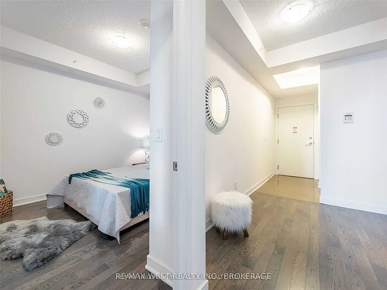 9199 Yonge St #SE415 — Photo 14