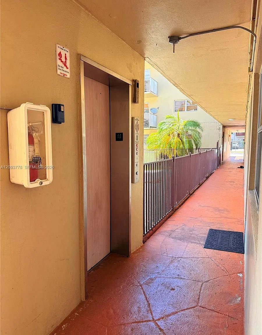 Dadeland Park Condo — Photo 4