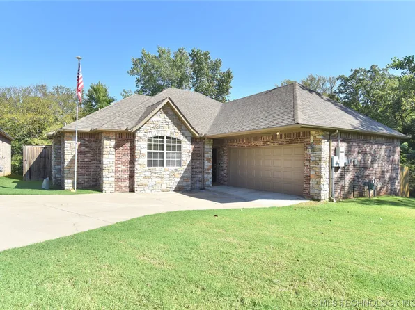 435 Foxwood Dr, Sapulpa, OK 74066