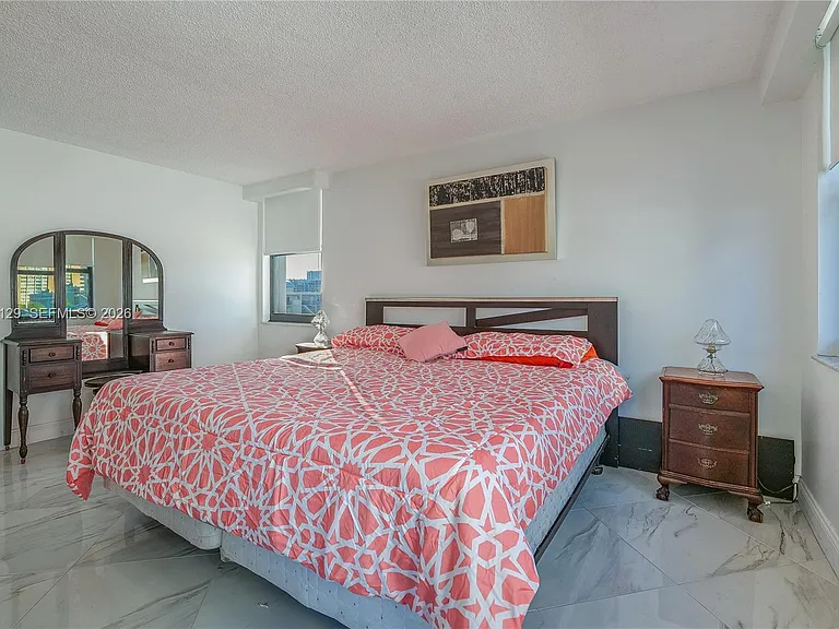 2401 S Ocean Dr #305 — Photo 14