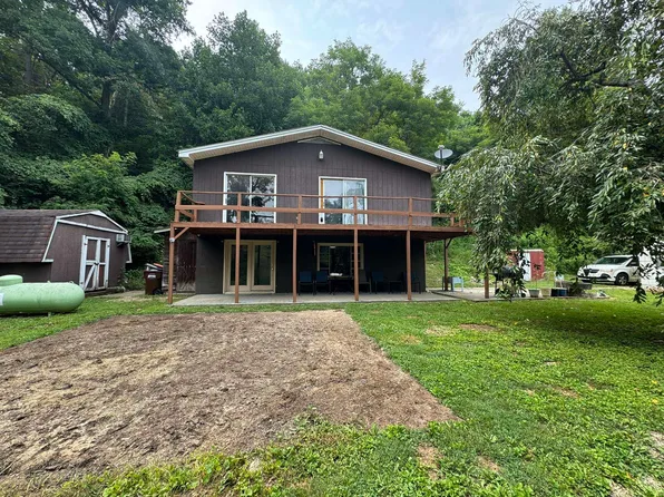 4220 State Route 784, South Shore, KY 41175