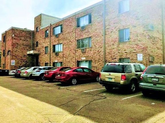3rd image of 3305 Bryant Ave S APT 104
