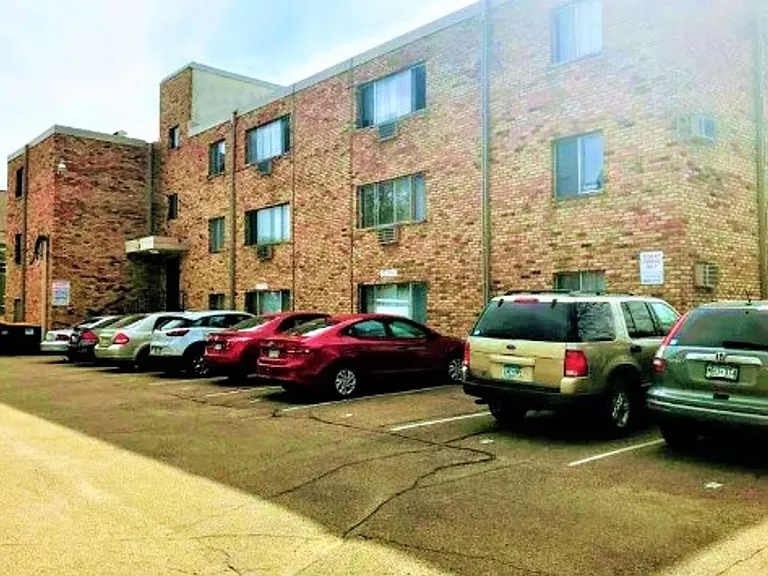 3305 Bryant Ave S — Photo 3