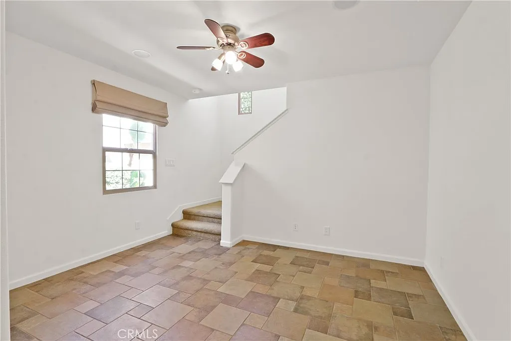 2 bed, 1.5 bath, 1071 sqft, $3,650 — Photo 3