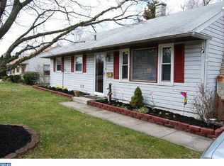 41 S Rose Ln, West Berlin, NJ 08091