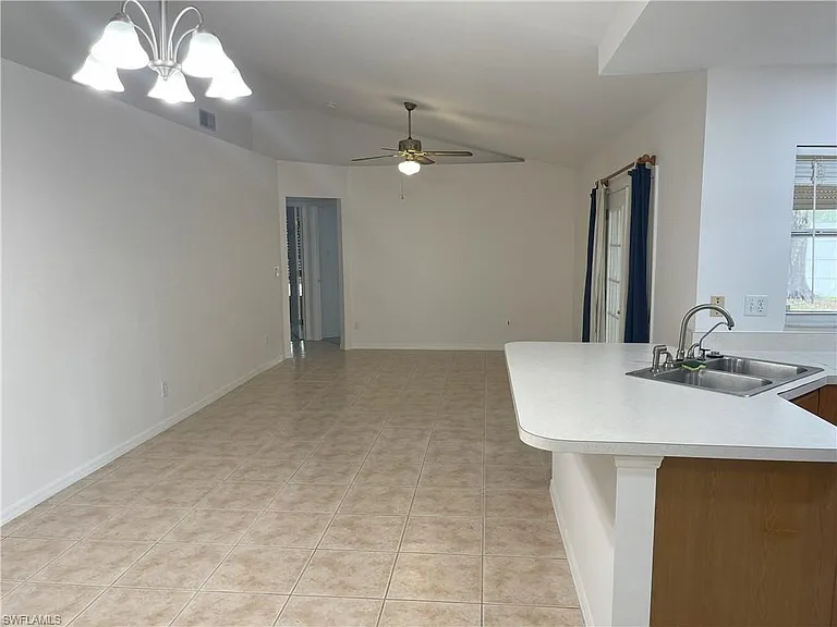 9758 Country Oaks Dr — Photo 5