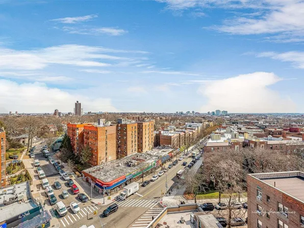 116-24 Grosvenor Lane #11D, Kew Gardens, NY 11415