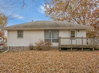 425 N 2nd St, Carlisle, IA 50047