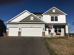 2804 Hawk Ridge Rd NW, Prior Lake, MN 55372