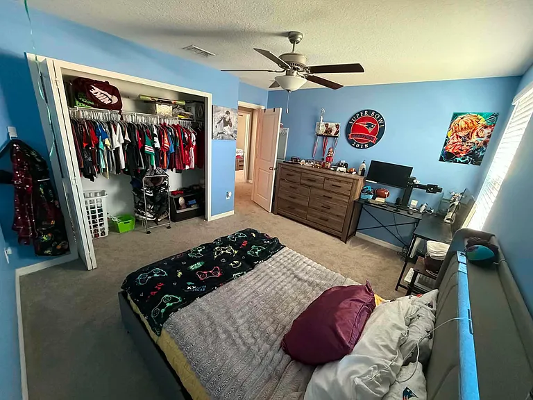 1049 Royal Empress Dr — Photo 17
