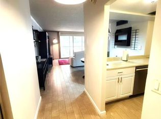 205 E Harmon Ave APT 219, Las Vegas, NV 89169