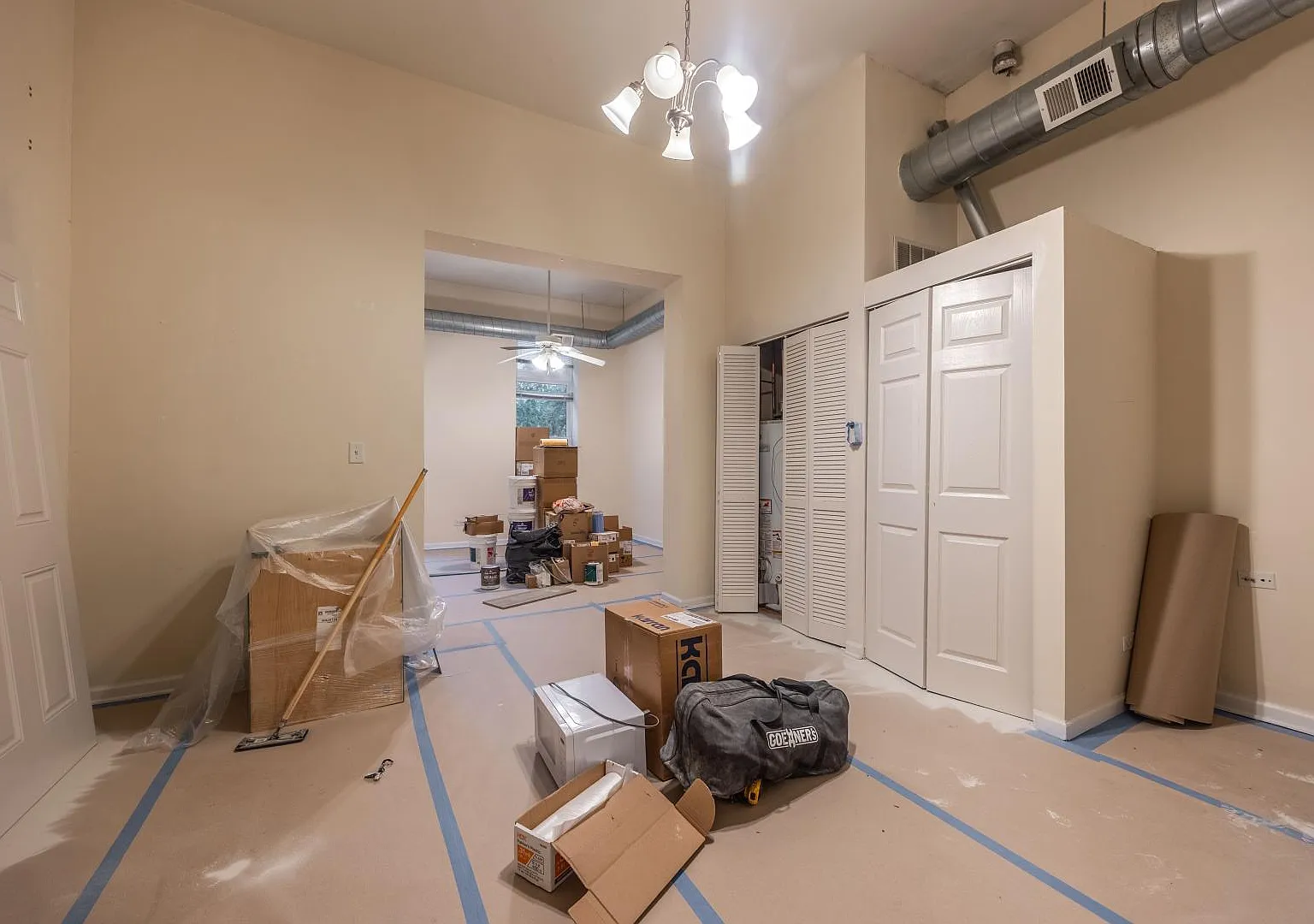 1538 N Milwaukee Ave — Photo 2