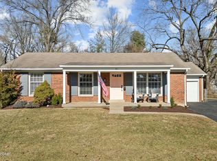 811 Echo Bridge Rd, Middletown, KY 40243