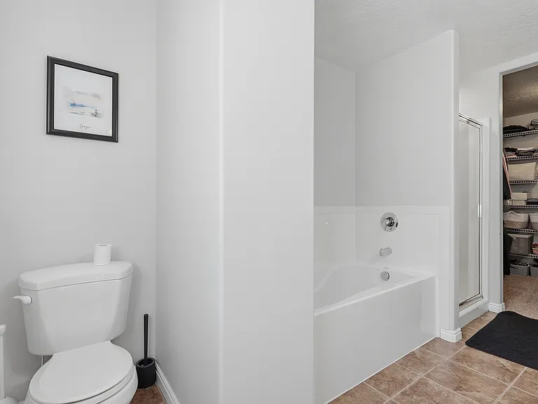 10302 N Morgan Blvd — Photo 34