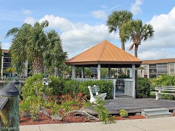 4th image of 16150 Bay Pointe Blvd #308