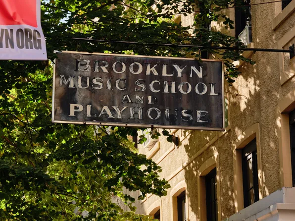 567 Fulton Street image 20 of 27