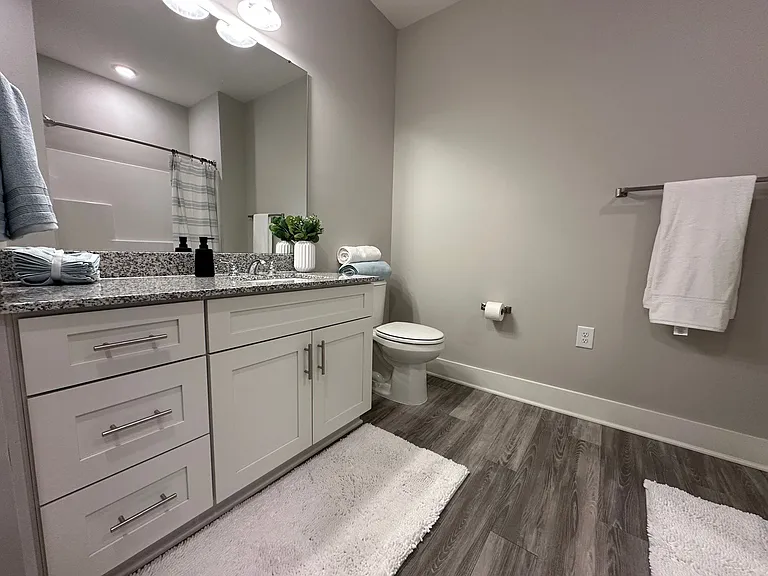 Pine Reserve Apartments — Photo 27