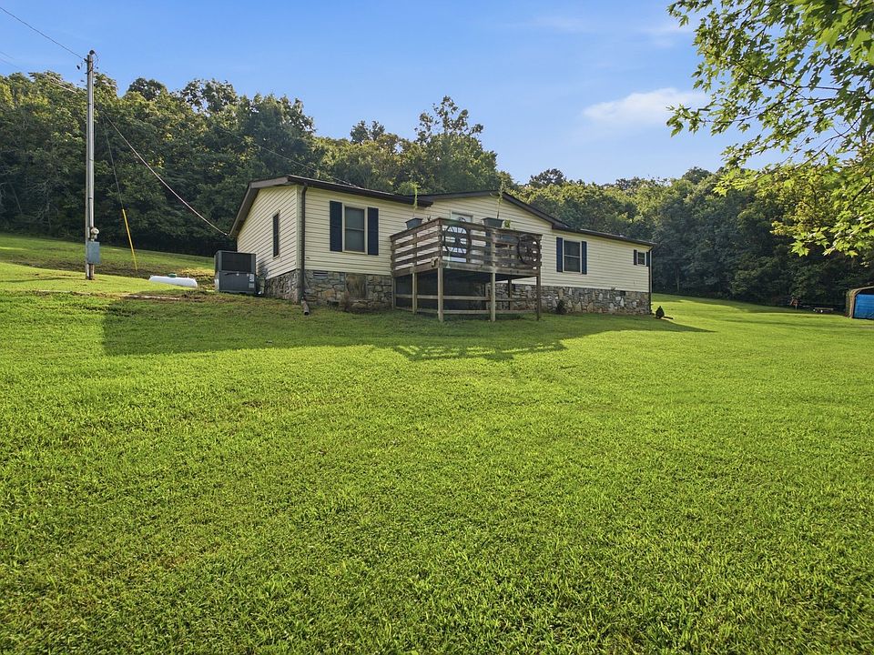 1st image of 1305 Wolf Hill Rd