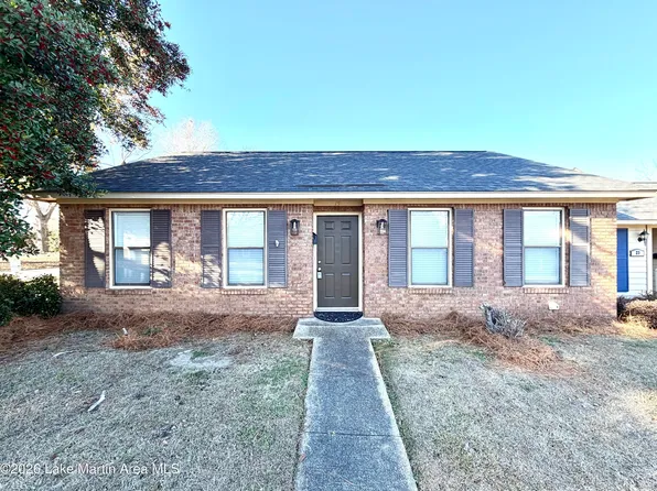 15 Wheeler St, Alexander City, AL 35010