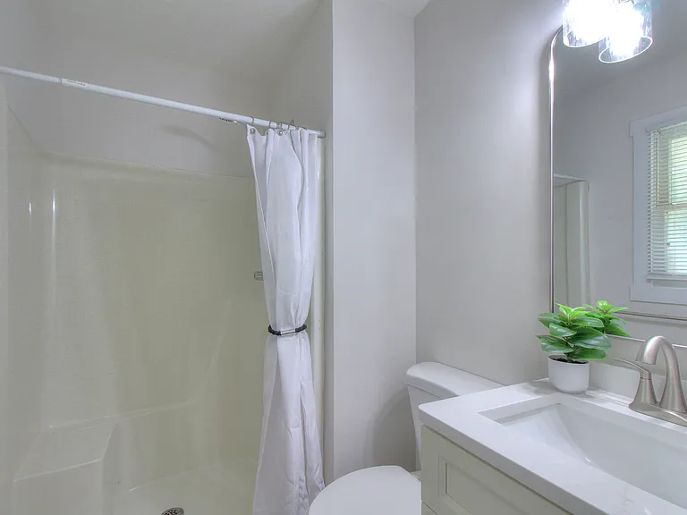 616 Anne Ave — Photo 10