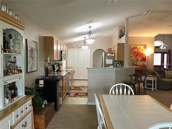 4th image of 931 Kenbar Ave