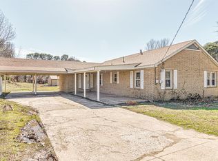 237 E College St, Bono, AR 72416