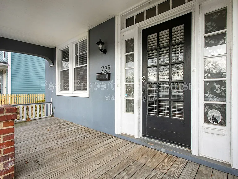 728 Arnold Ave — Photo 5