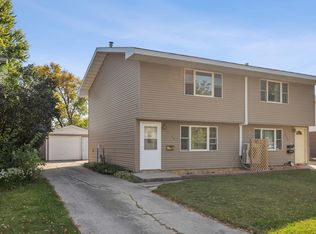 1220 20th St N, Moorhead, MN 56560