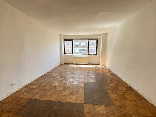 1st image of 300 W 55th St APT 15T