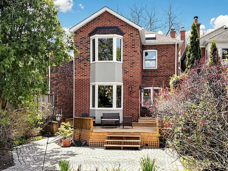 154 Brooke Ave — Photo 43
