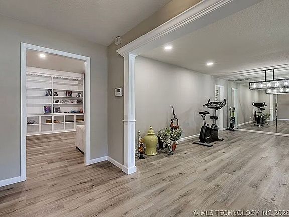 3rd image of 4204 E 85th St