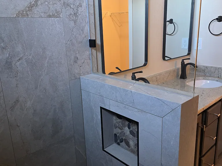 Master Bathroom - inside shower