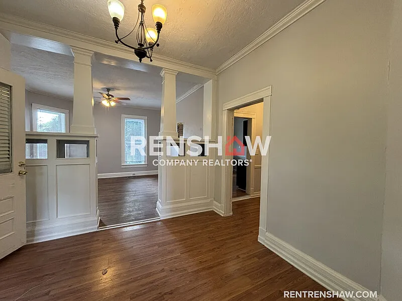 3 bed, 2.0 bath, 1890 sqft, $1,250 — Photo 2