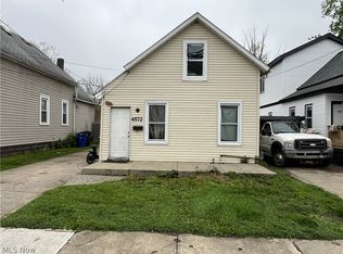 4572 Niessen Ct, Cleveland, OH 44109